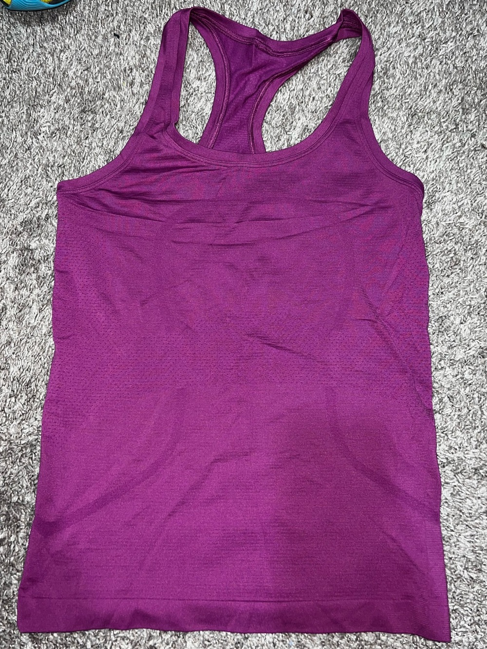 lululemon athletica Light Purple Swiftly Tech Tank hip length 6